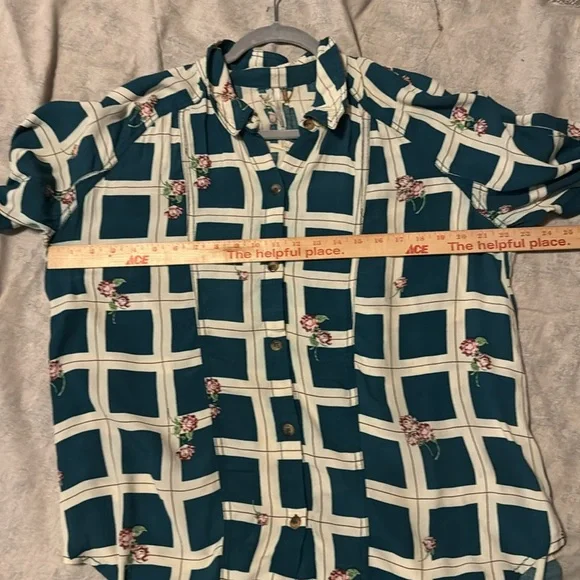 Free People Green and White Button Down Shirt - Picture 7 of 7